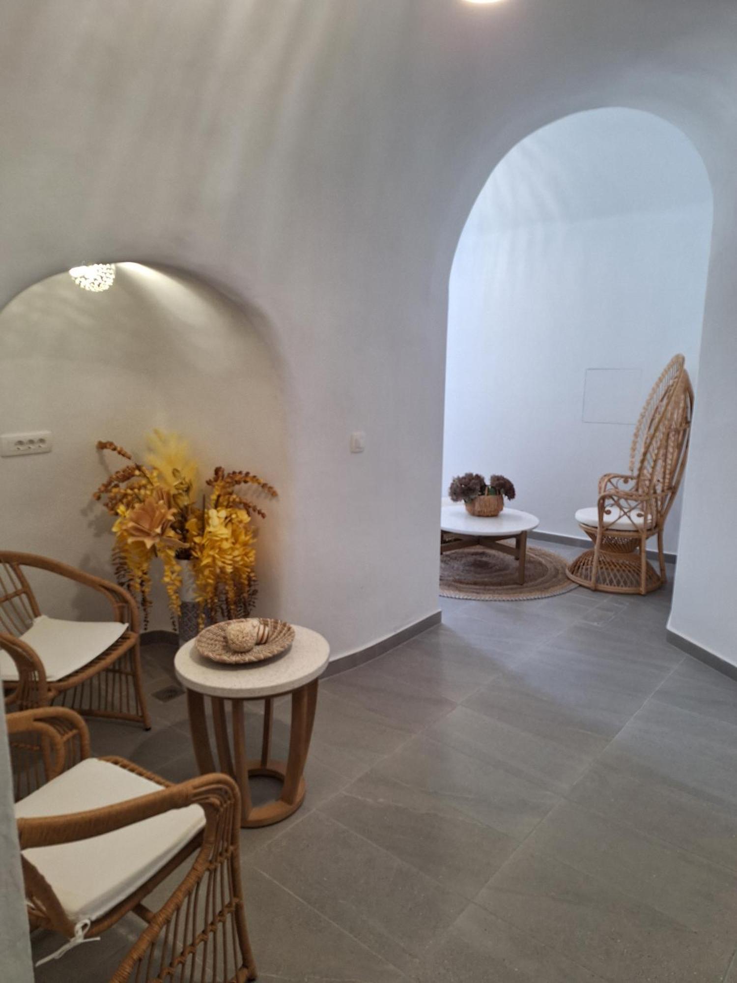 Anamnesis City Spa Fira  Luaran gambar